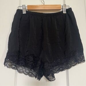 Vintage lace tap shorts